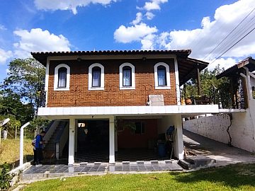 Casa em Serra Negra/SP - Com espao externo e tranquilidade