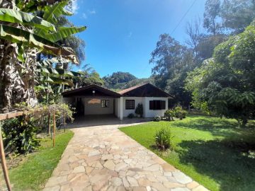 Casa em Serra Negra - SP! Trrea e 1000 m de Terreno!